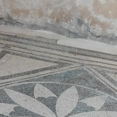 شقة A Casa Di Lucky *