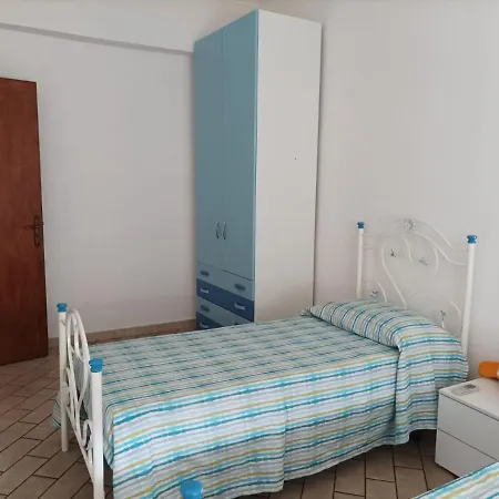 A Casa Di Lucky شقة